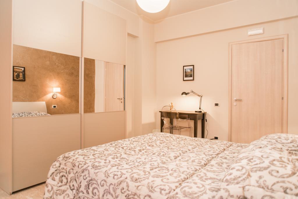 רומא B&B Gemelli Rooms חדר תמונה