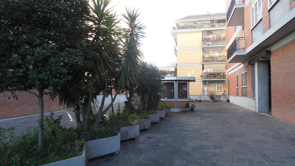 רומא B&B Gemelli Rooms מראה חיצוני תמונה
